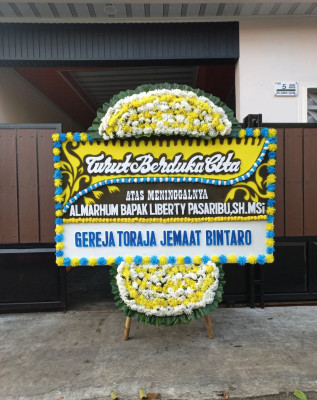 Papan Bunga Duka di Gedung Johor