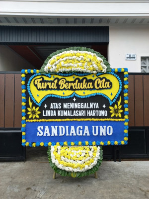Papan Bunga Duka di Gedung Johor